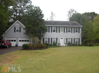 122 N Lake Dr, Carrollton, GA 30117