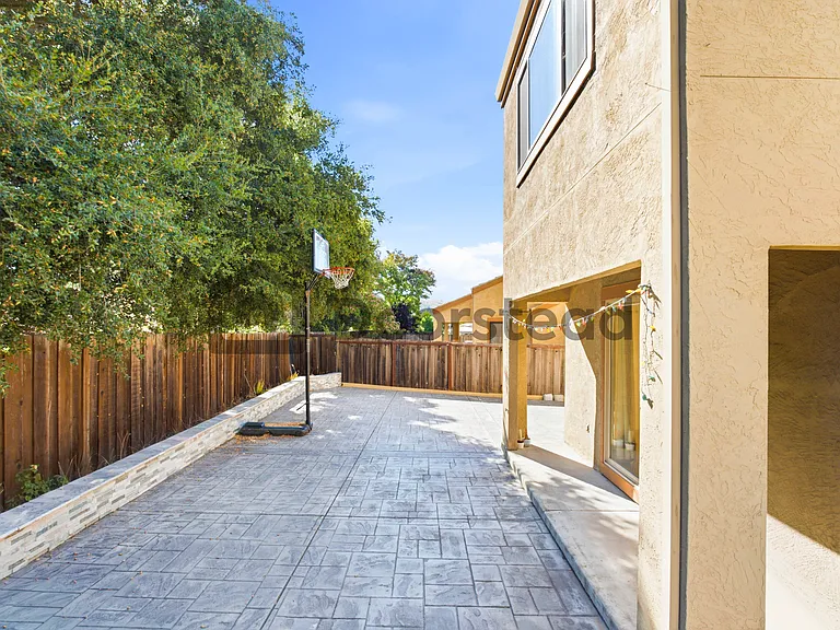2768 Gamble Ct — Photo 46