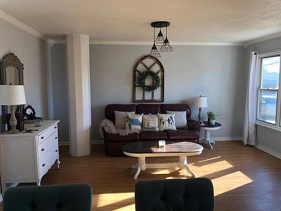 2nd image of 1669 Boardwalk Ave