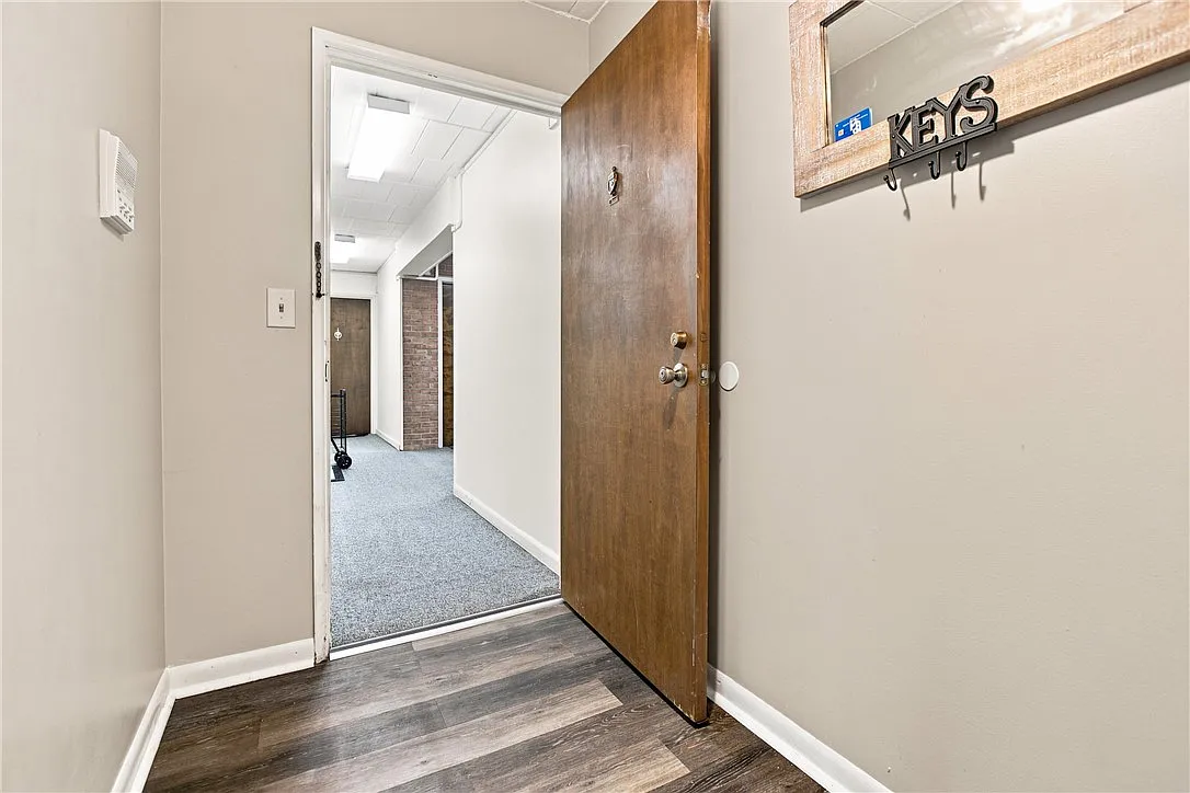 1 bed, 845 sqft, $1,150 — Photo 3