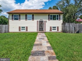 762 220th St, Pasadena, MD 21122