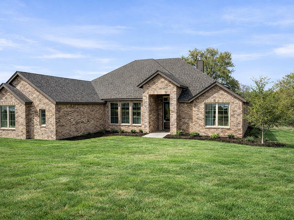 1st image of 409 McAlpine
