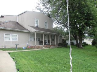 1221 S 53rd St, Kansas City, KS 66106