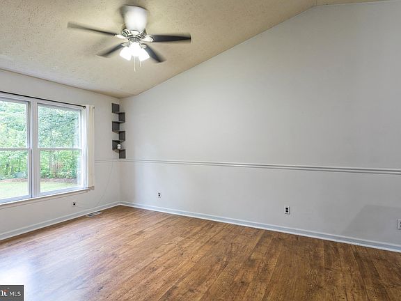 5th image of 12904 Flintlock Dr