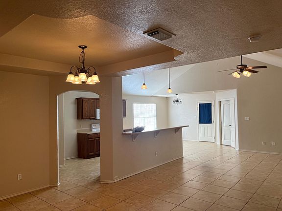 4th image of 3025 Santa Sofia St