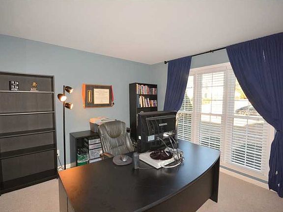 5th image of 1227 Highfield Dr