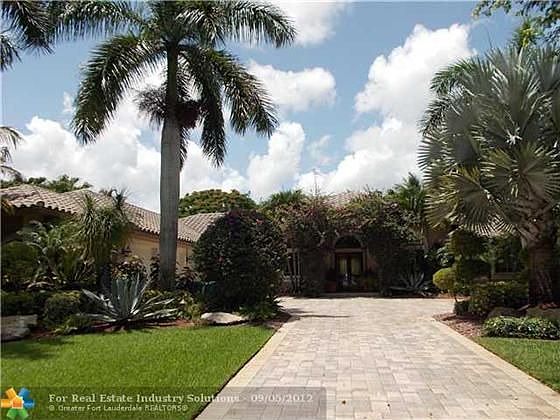 1st image of 7521 N Cypresshead Dr