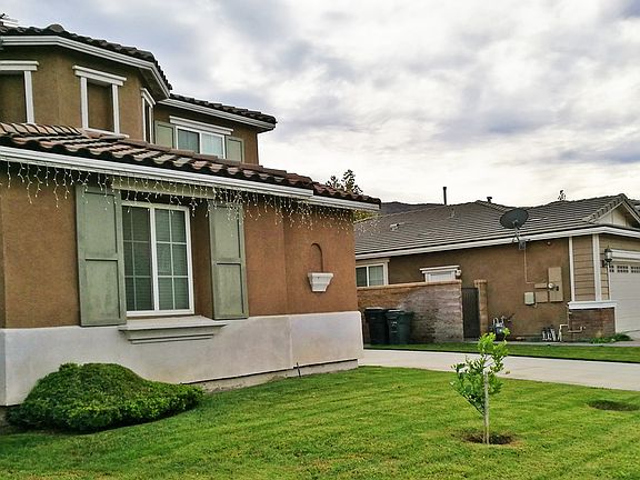 3rd image of 11011 White Oak Ln