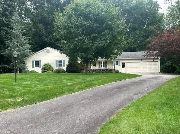 12 Fairfield Place, Madison, CT 06443