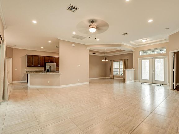 5th image of 4241 SW Karluk Dr