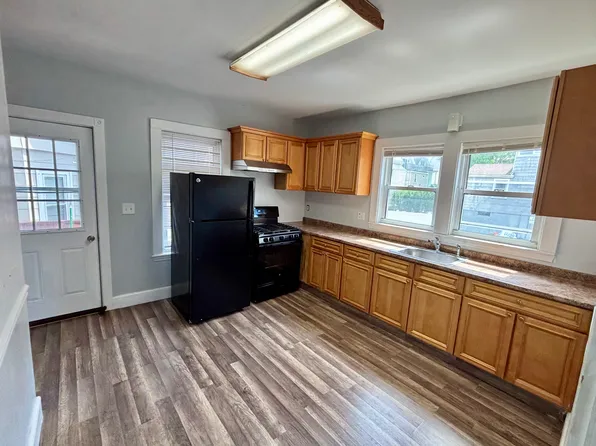 490 Main St #492, Medford, MA 02155