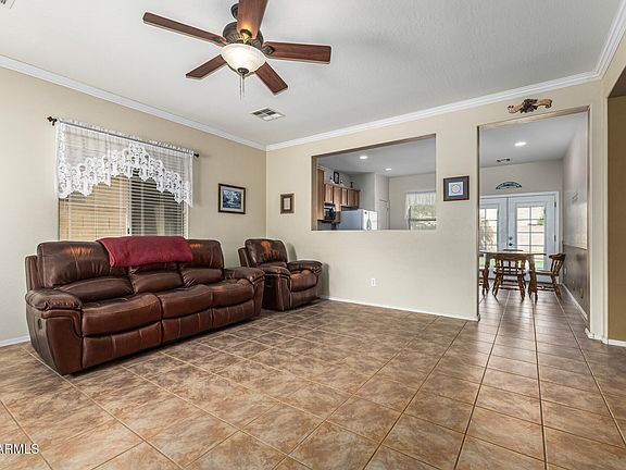 5th image of 4502 E OXFORD Lane