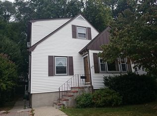 10 Centre Ln, Boston, MA 02132