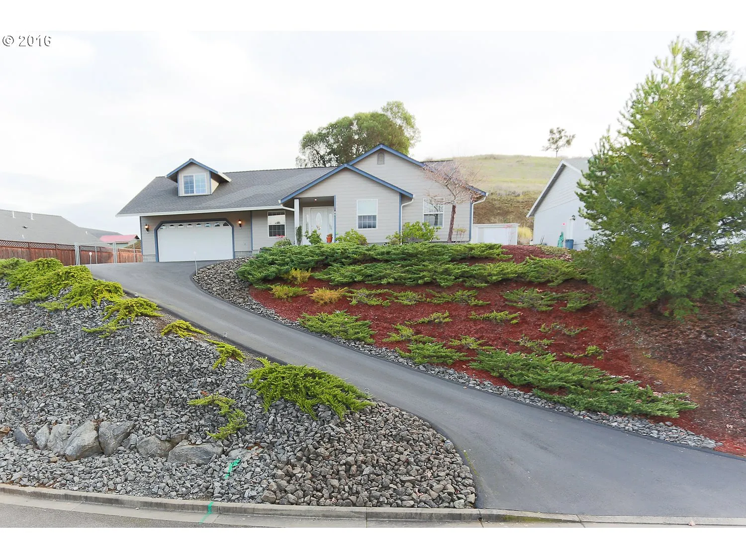 168 Rainbow Ridge Ave photo 1