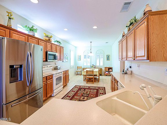3rd image of 21641 N CASA ROYALE Drive