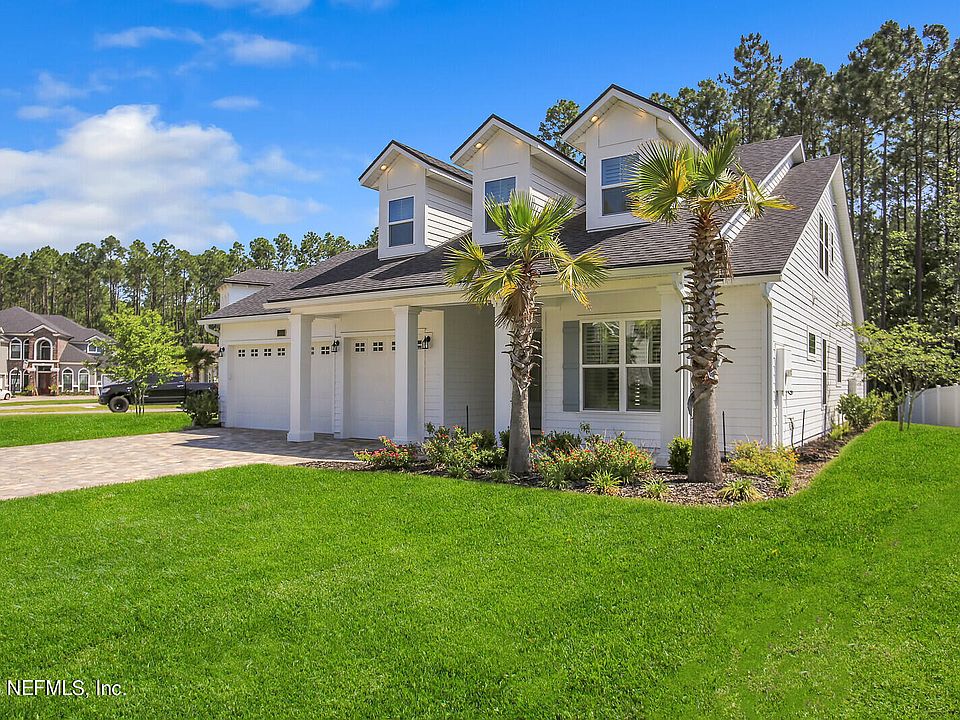 1st image of 300 HUGUENOT Lane