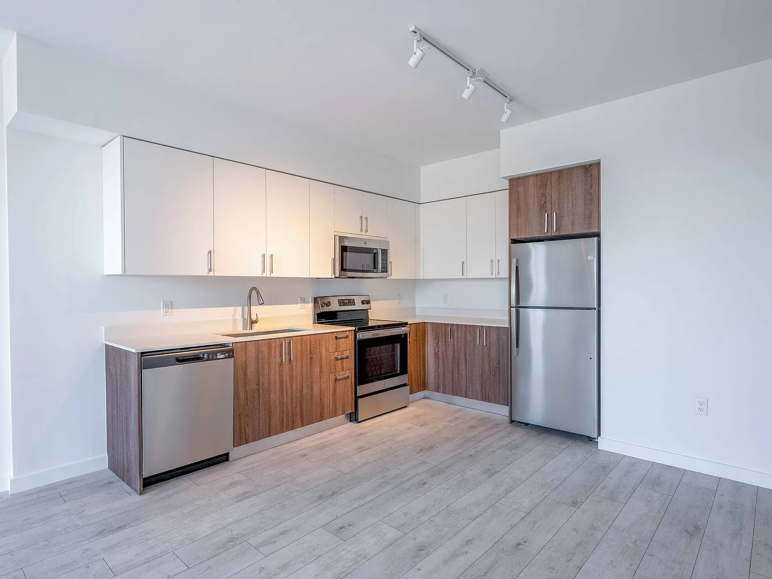 Countyline Apartments — Photo 3