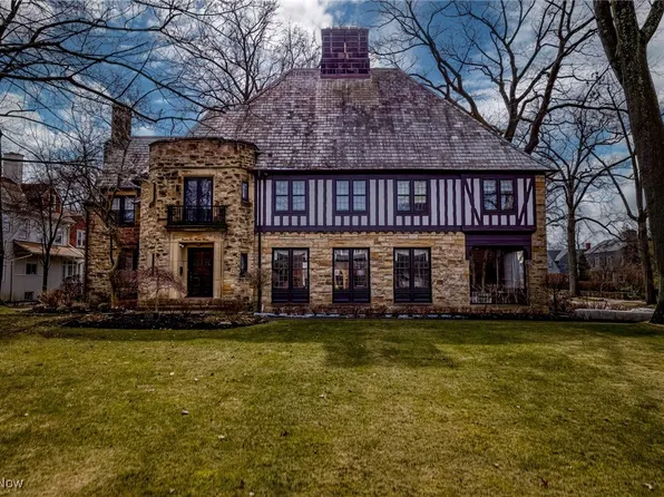 2638 Fairmount Blvd, Cleveland Heights, OH 44106