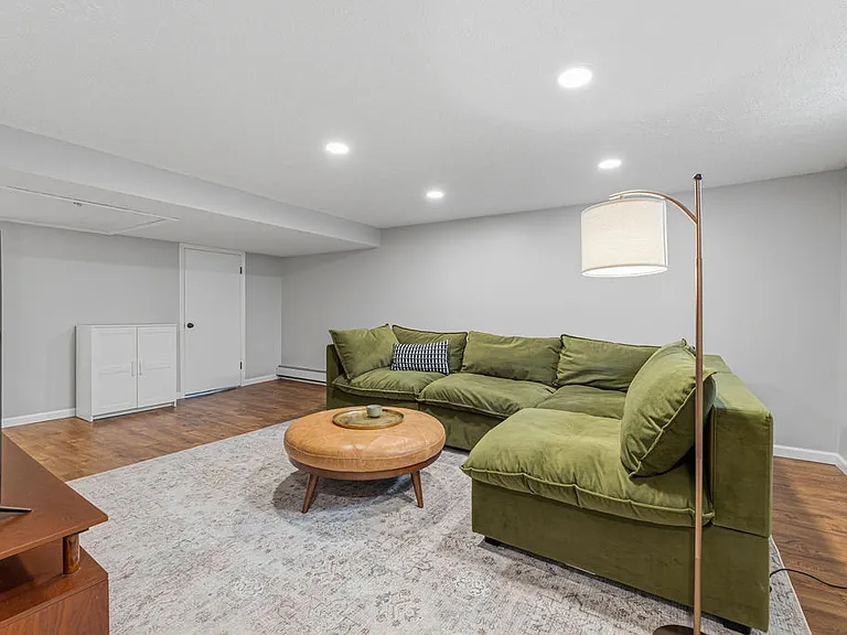 1789 Kings Ct #B — Photo 20
