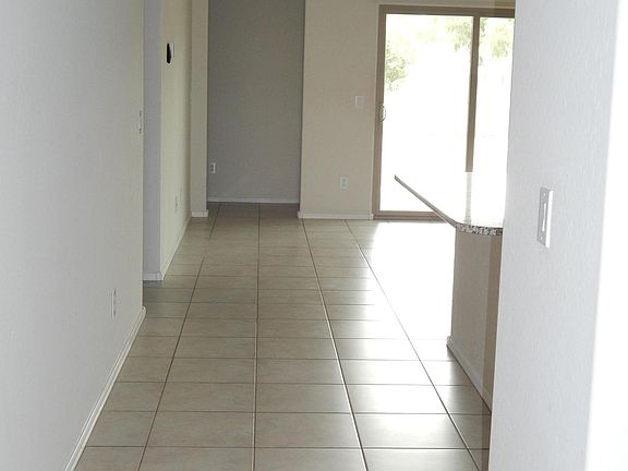 3rd image of 11141 E Cliffrose Ln