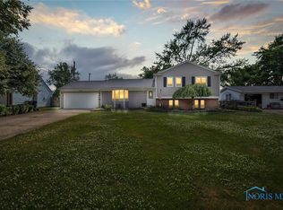 2514 Greenlawn Dr, Toledo, OH 43614