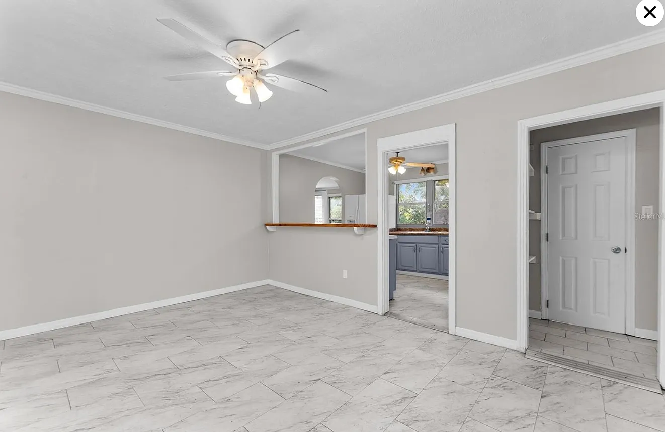 4 bed, 1250 sqft, $2,499 — Photo 2