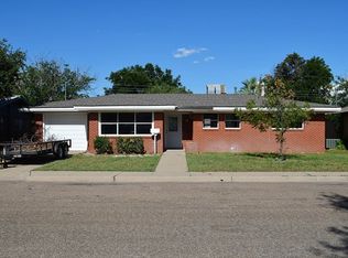 902 S Harry Ave, Monahans, TX 79756