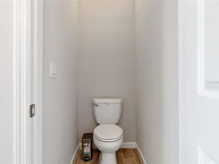 9324 SW 58th Cir — Photo 32