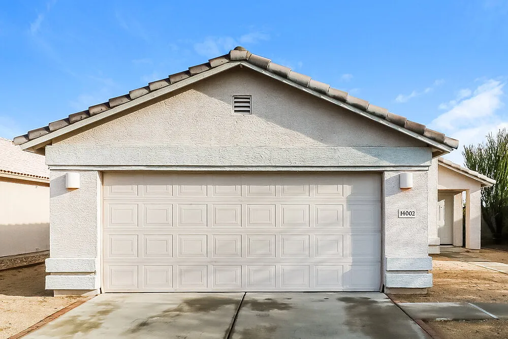 3 bed, 2.0 bath, 1219 sqft, $1,680 — Photo 1