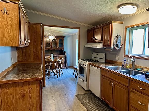 4th image of 3206 90th Ln NE