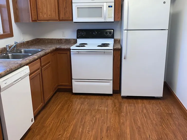 79 Ash Street — Photo 17