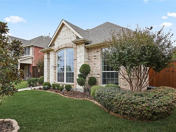 3rd image of 4686 Duval Dr