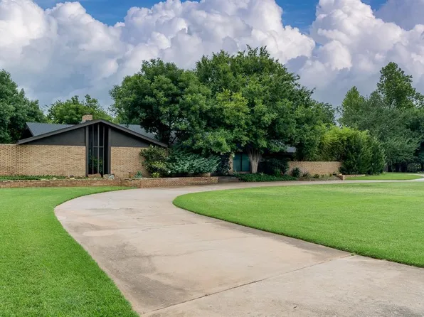 14500 Wilson Rd, Edmond, OK 73013