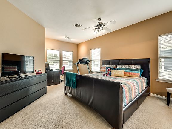 5th image of 1132 Wenk Ct