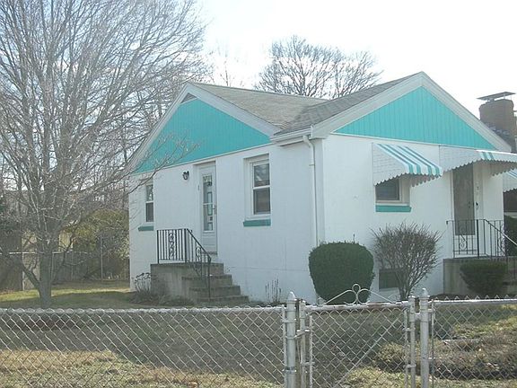 3rd image of 72 Nightingale Ave