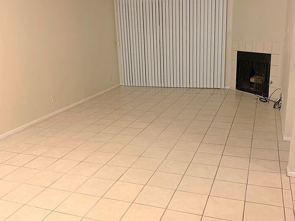 3rd image of 1050 Gladys Ave #8335451