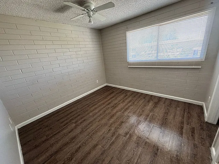 7130 W Highland Ave — Photo 5