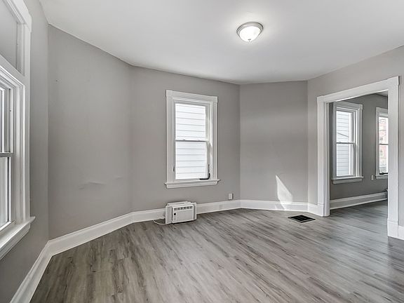 5th image of 1760 Brewster Ave