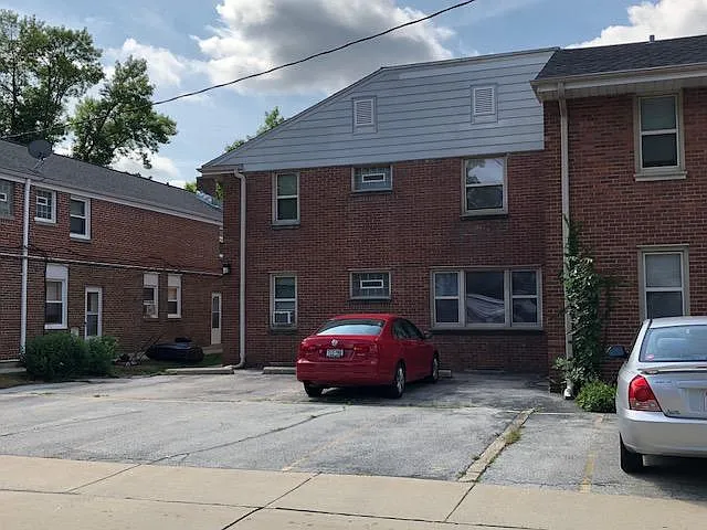412 E Henry Clay St #4 — Photo 5