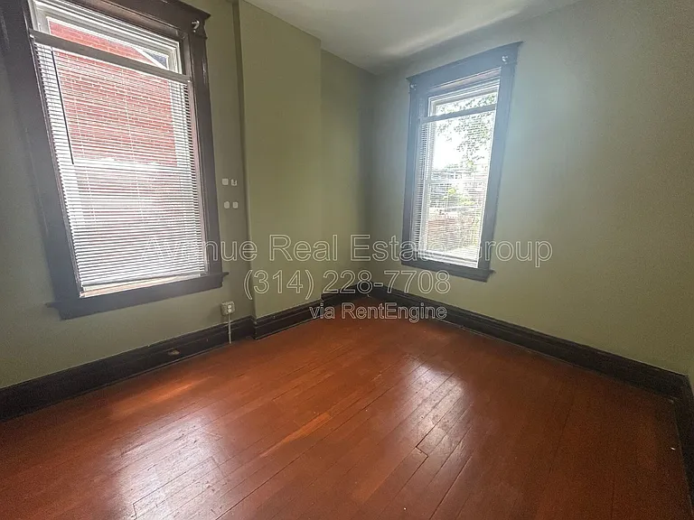 4415 S Compton Ave #1F — Photo 9