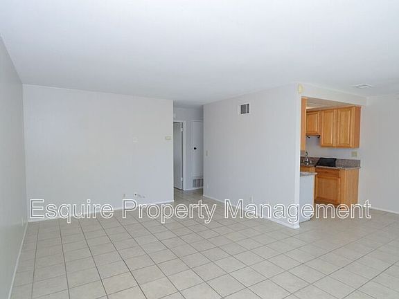 5th image of 4517 Terrace Ave