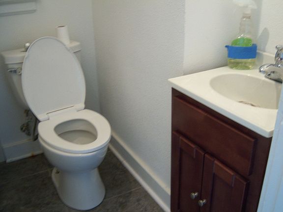 5th image of 315 25th St APT 16