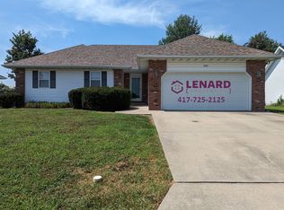 2861 S Grant Ave, Bolivar, MO 65613