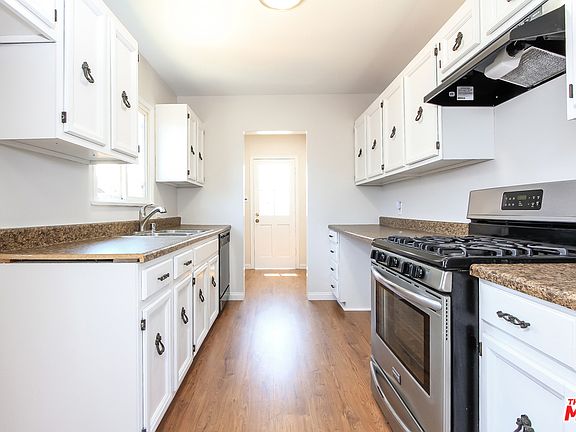 2nd image of 3746 W 172nd St