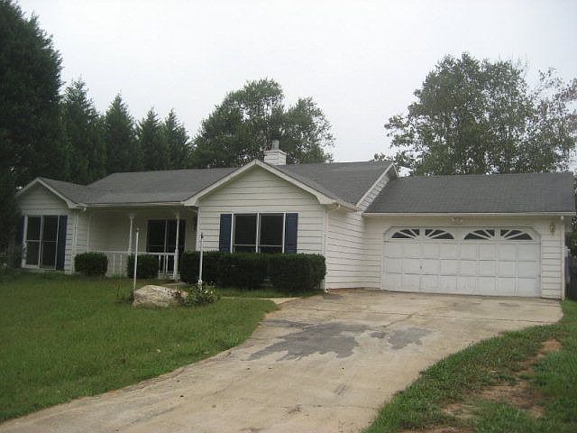 2nd image of 1609 Saddlecreek Rd