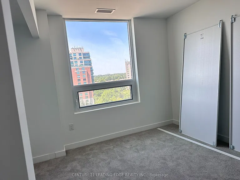 4010 Eglinton Ave W #810 — Photo 5