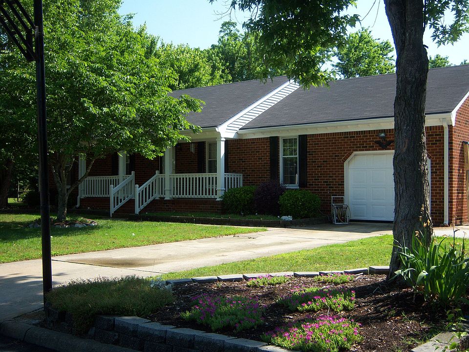 1st image of 703 Tybourne Ct