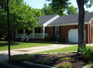 703 Tybourne Ct, Chesapeake, VA 23322
