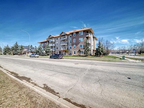 2nd image of 174 S North Railway St #106
