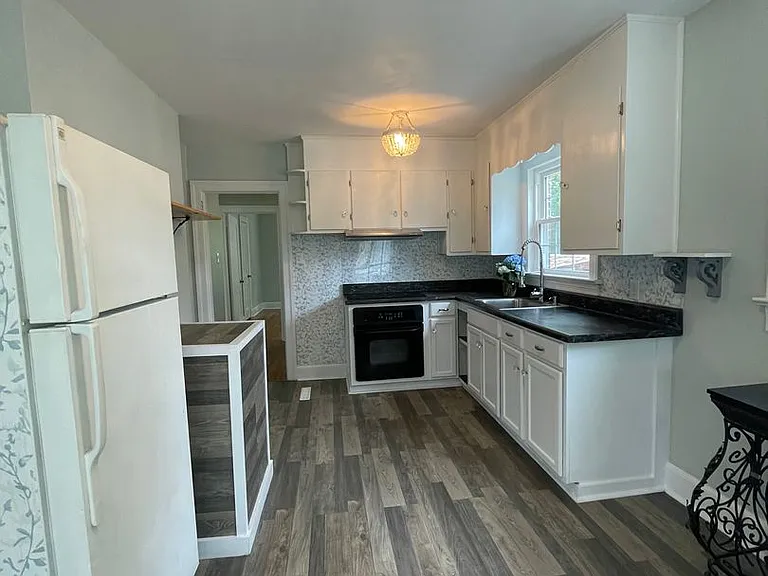 701 S Andrews Ave — Photo 3